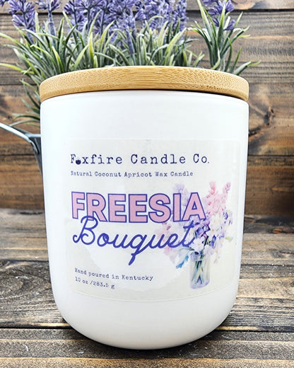 Freesia Bouquet 10 oz Candle 💐