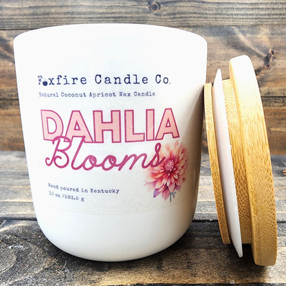 Dahlia Blooms 10 oz Candle 🏵️