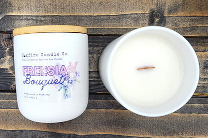 Freesia Bouquet 10 oz Candle 💐